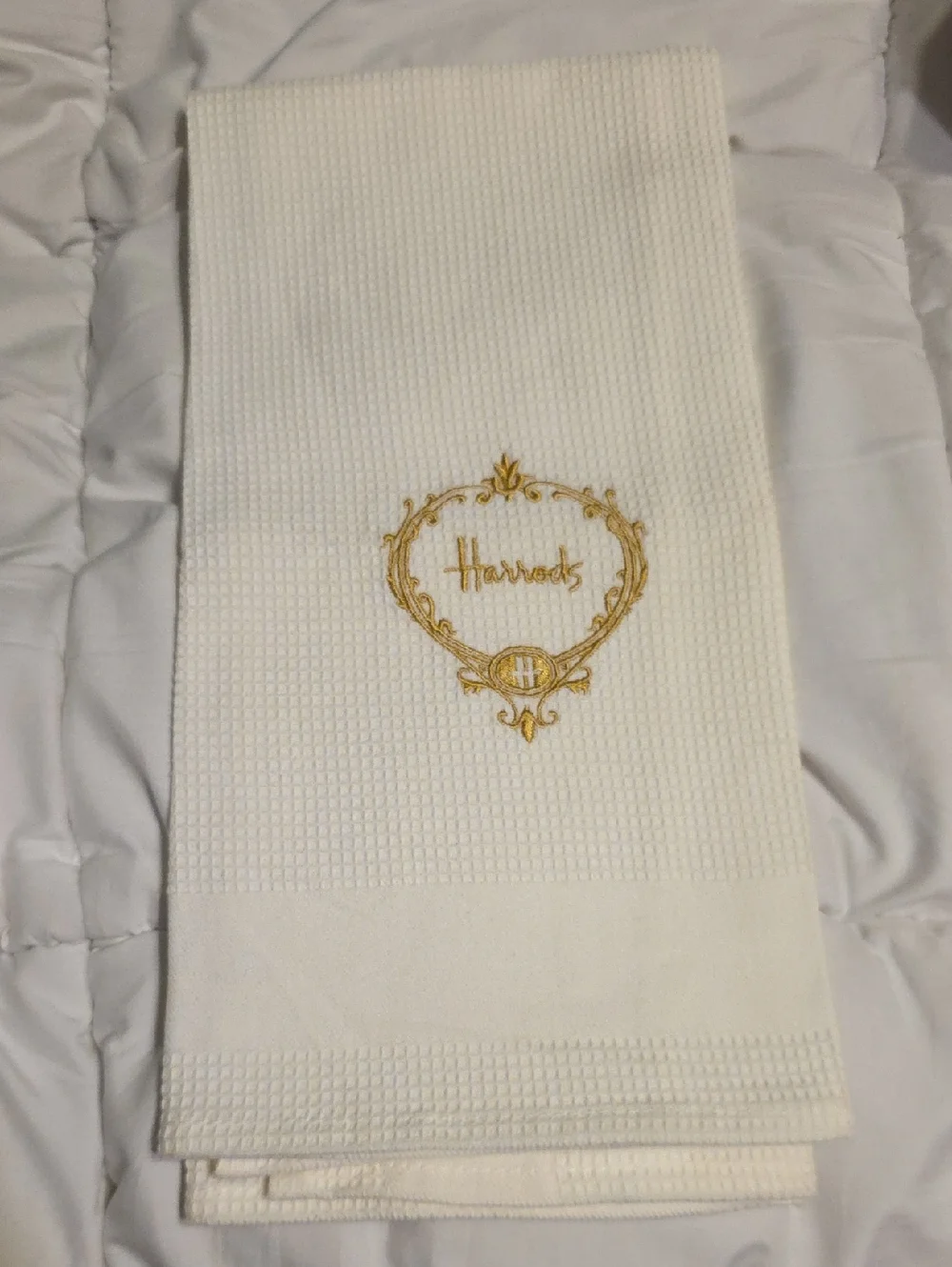 NWOT Harrods White Hand Towel with Gold Crest Embroidery